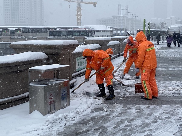 項目動(dòng)態(tài) | 以雪為令！華富天津項目全力以赴做好除雪工作